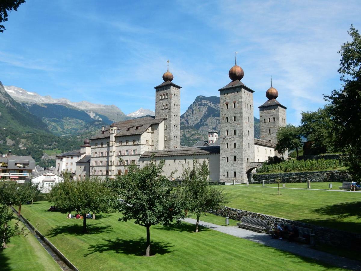 Gaestehaus St. Ursula Brig-Glis Eksteriør billede