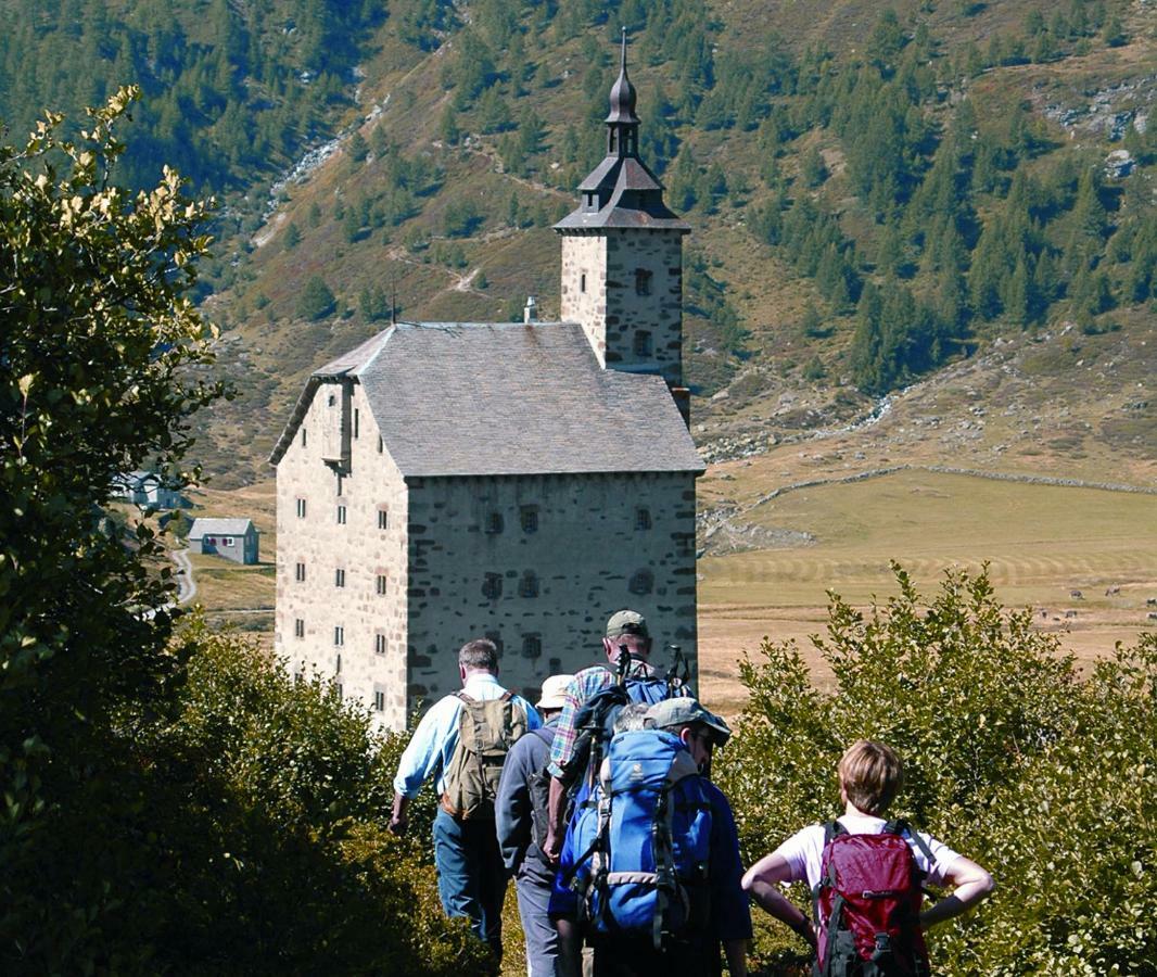 Gaestehaus St. Ursula Brig-Glis Eksteriør billede